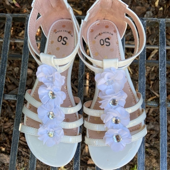 SO Kenzie Girls Gladiator Sandals, Girls 3 - Picture 2 of 9